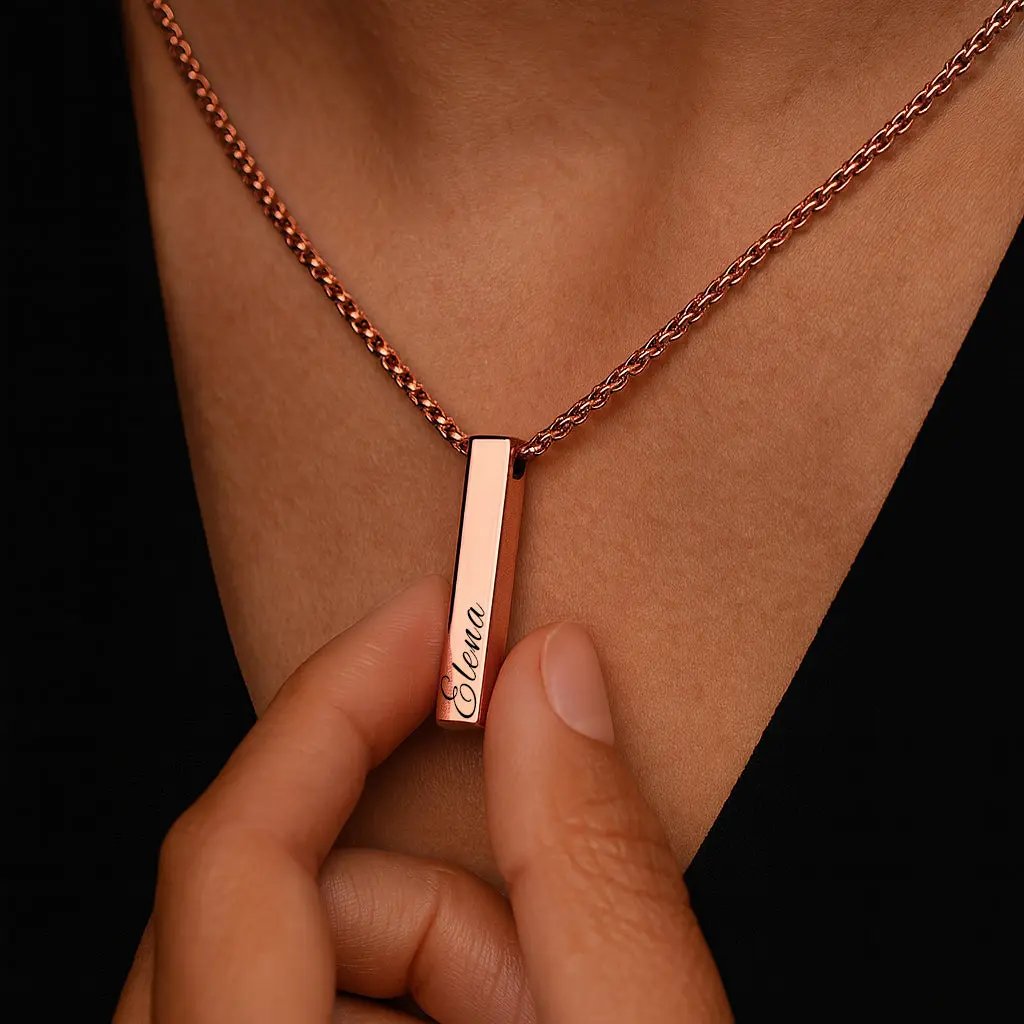 Roségoldene Halskette aus Edelstahl mit Gravur – Personalisiertes Geschenk