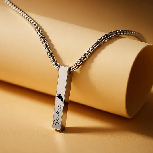 Silberne Halskette aus Edelstahl mit Gravur – Personalisiertes Geschenk