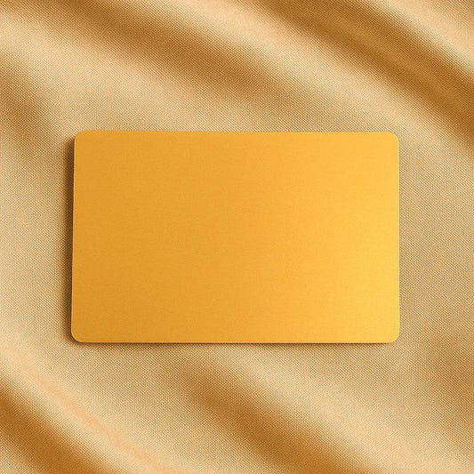 Metall Visitenkarten mit Gravur – Stilvoll, präzise & unvergesslich in rot gold schwarz pink rosa grün blau