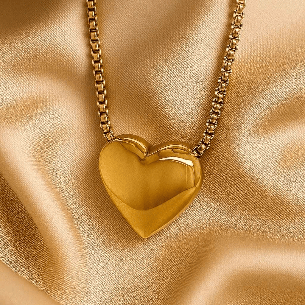 Herzanhänger mit Gravur in Gold - Inkl. Kette & Gravur